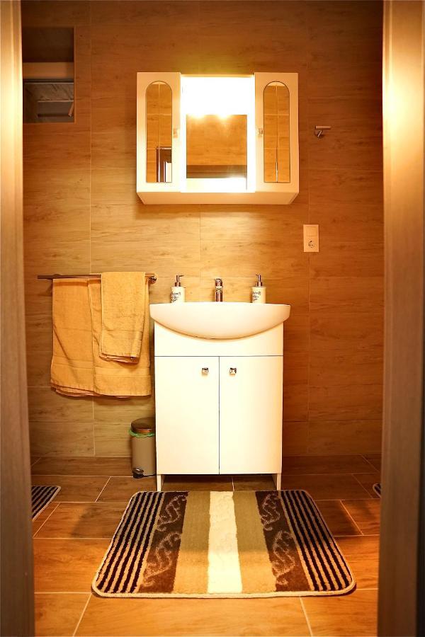 Bed and Breakfast Bacchus Pub Es Panzio Dunaharaszti Exterior foto