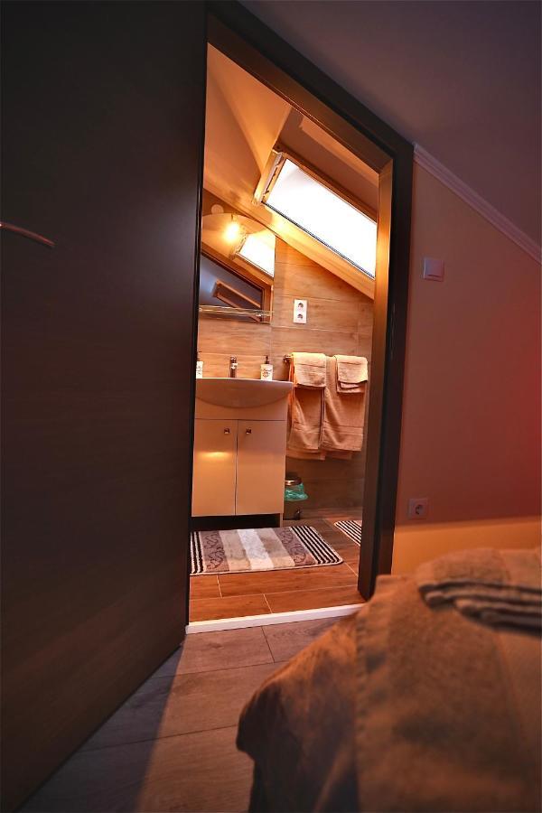 Bed and Breakfast Bacchus Pub Es Panzio Dunaharaszti Exterior foto